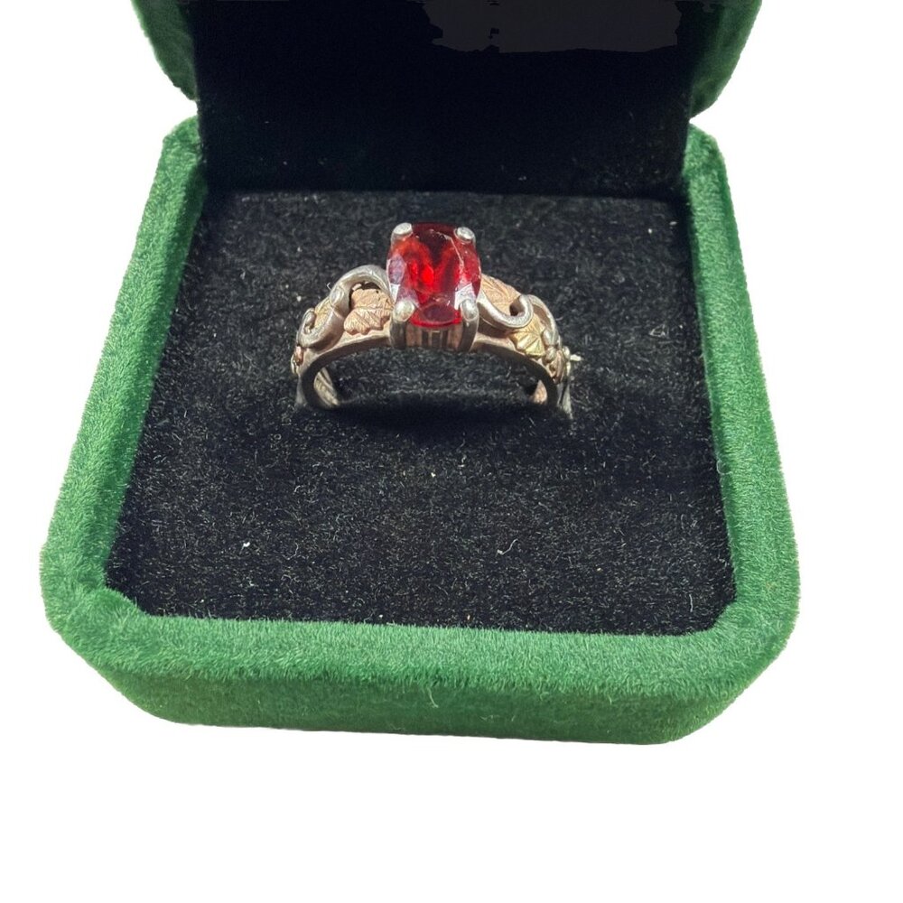 Vintage Sterling Silver Garnet Ring Gold Leaf Accent Size 6.5 Estate 3.52g